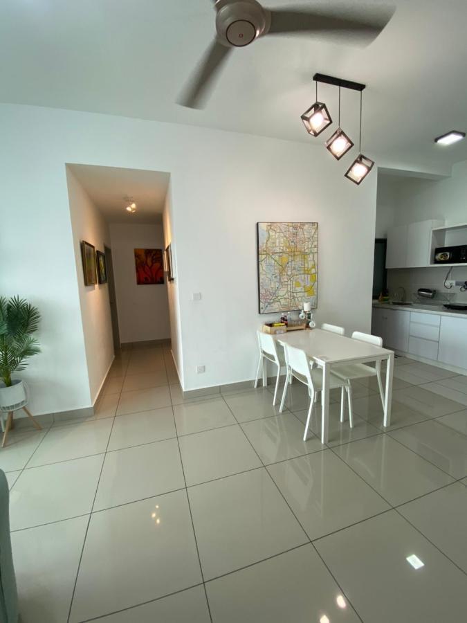 Bangi Almyra Suite Exterior foto